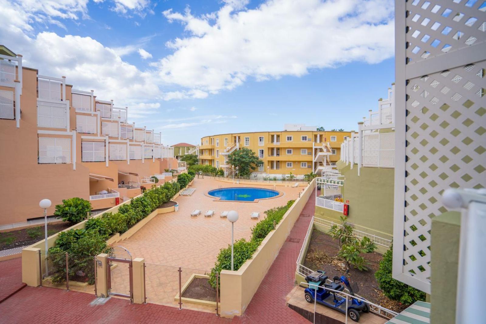 Orlando 85 Complex - Costa Adeje Aparthotel Bagian luar foto